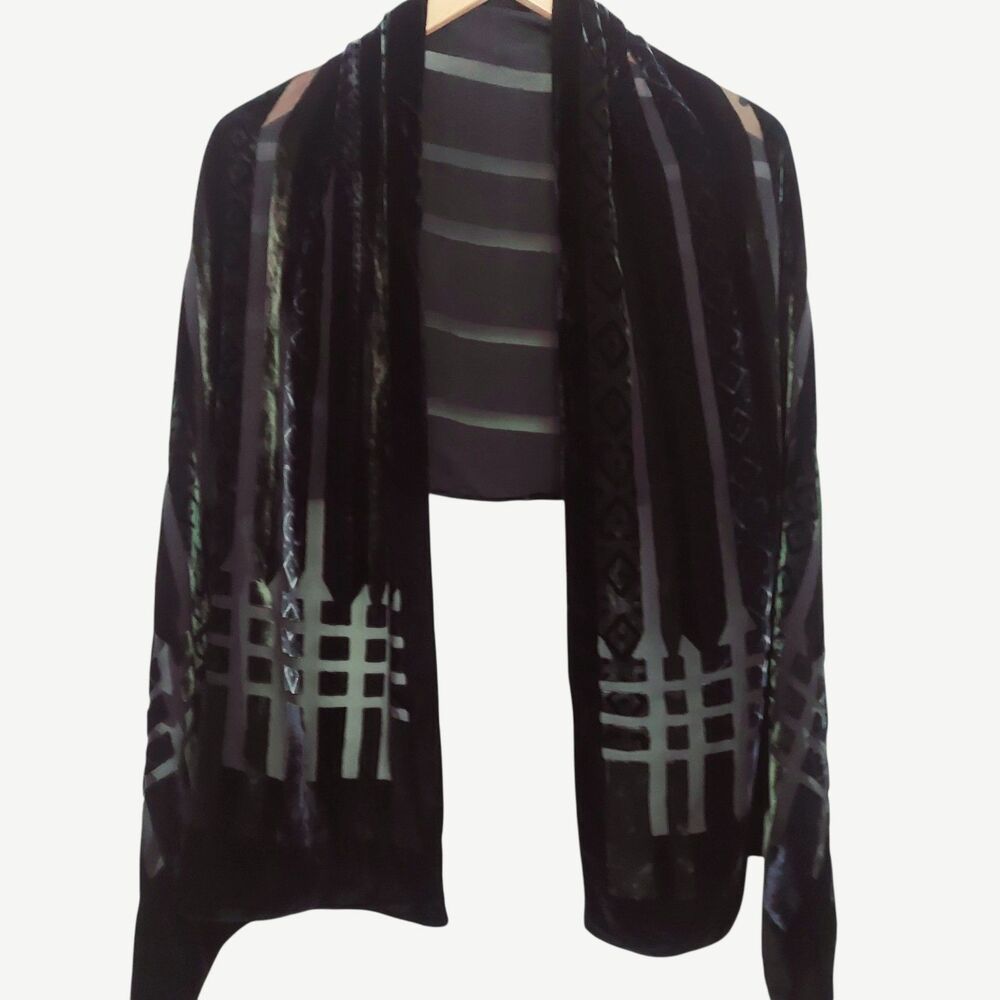 Chicos Vintage Scarf Burnout Velvet Green Black